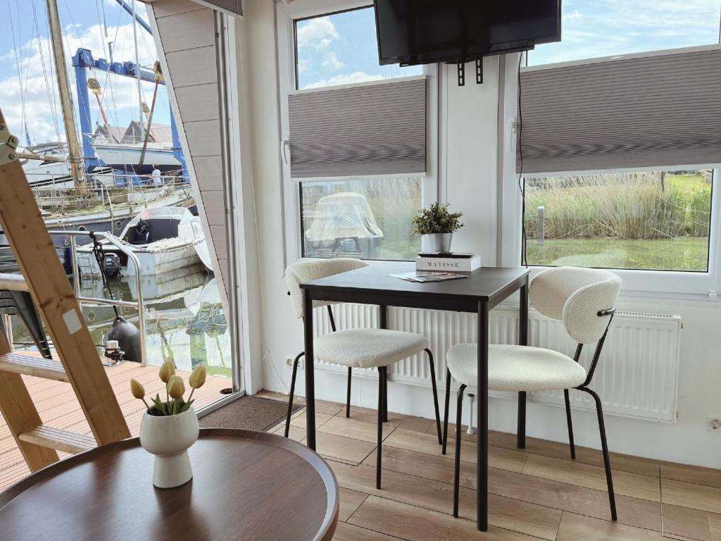 Tiny Lake Houses Near The Beach And Centre By Weltevreden Experience Zeewolde Exterior photo